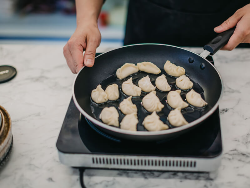 9 Life-changing Reasons You Should Learn How to Cook